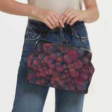 Carica l'immagine nel visualizzatore di Gallery, Borsetta click