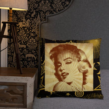 Carica l'immagine nel visualizzatore di Gallery, Cuscino Marilyn Monroe - trisarte