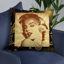 Carica l'immagine nel visualizzatore di Gallery, Cuscino Marilyn Monroe - trisarte