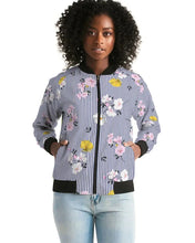 Cargar imagen en el visor de la galería, Floral Women's Bomber Jacket - trisarte