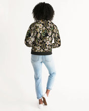 Cargar imagen en el visor de la galería, Floral Women's Bomber Jacket - trisarte