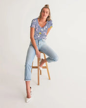 Carica l'immagine nel visualizzatore di Gallery, Floral Women's T-shirt - trisarte