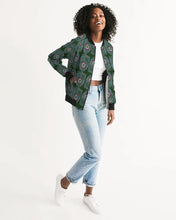Cargar imagen en el visor de la galería, Green Women's Bomber Jacket - trisarte