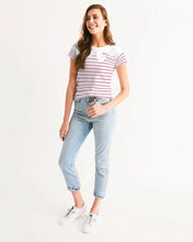 Cargar imagen en el visor de la galería, Pink Women's T-shirt - trisarte