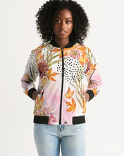 Cargar imagen en el visor de la galería, Season Women's Bomber Jacket - trisarte