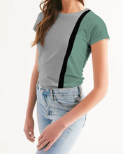 Carica l'immagine nel visualizzatore di Gallery, T-shirt donna - trisarte