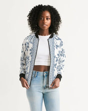 Cargar imagen en el visor de la galería, Women's Bomber Jacket - trisarte