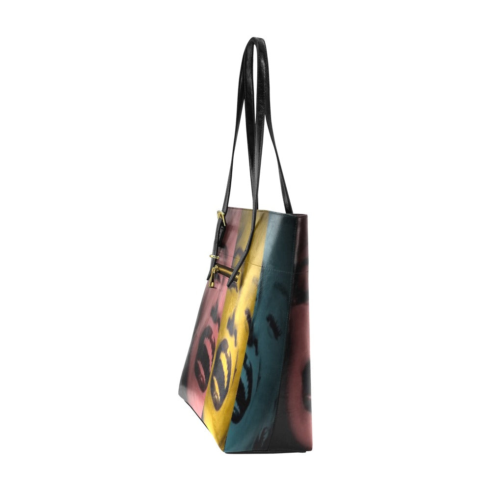 {{product.title}} – Trisarte Cannata {{ product_title }