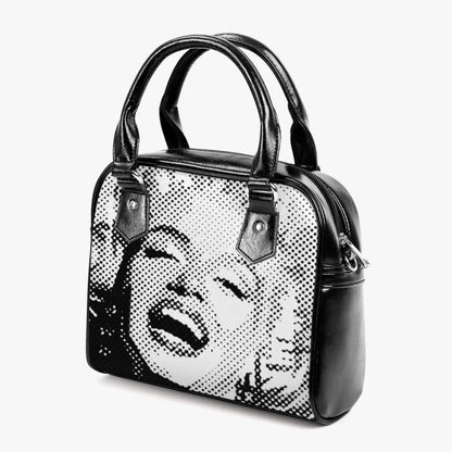 {{product.title}} – Trisarte Cannata {{ product_title }