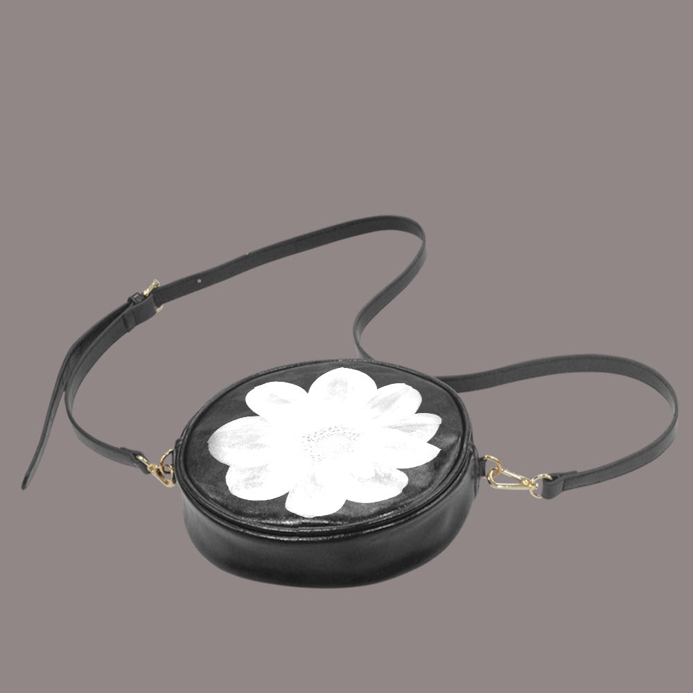 {{product.title}} – Trisarte Cannata {{ product_title }