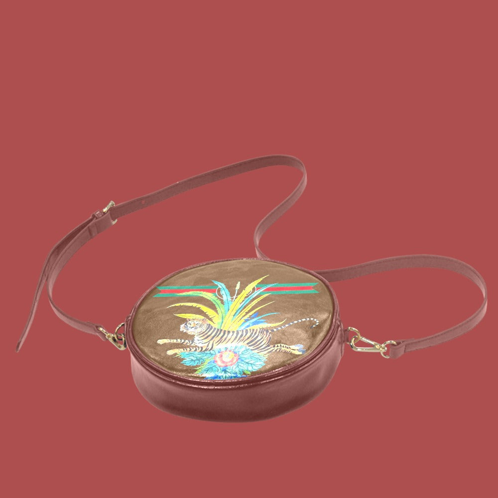 {{product.title}} – Trisarte Cannata {{ product_title }