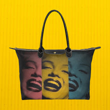 Carica l&#39;immagine nel visualizzatore di Gallery, Women&#39;s Classic Handbag(Model1714) Inkedjoy
