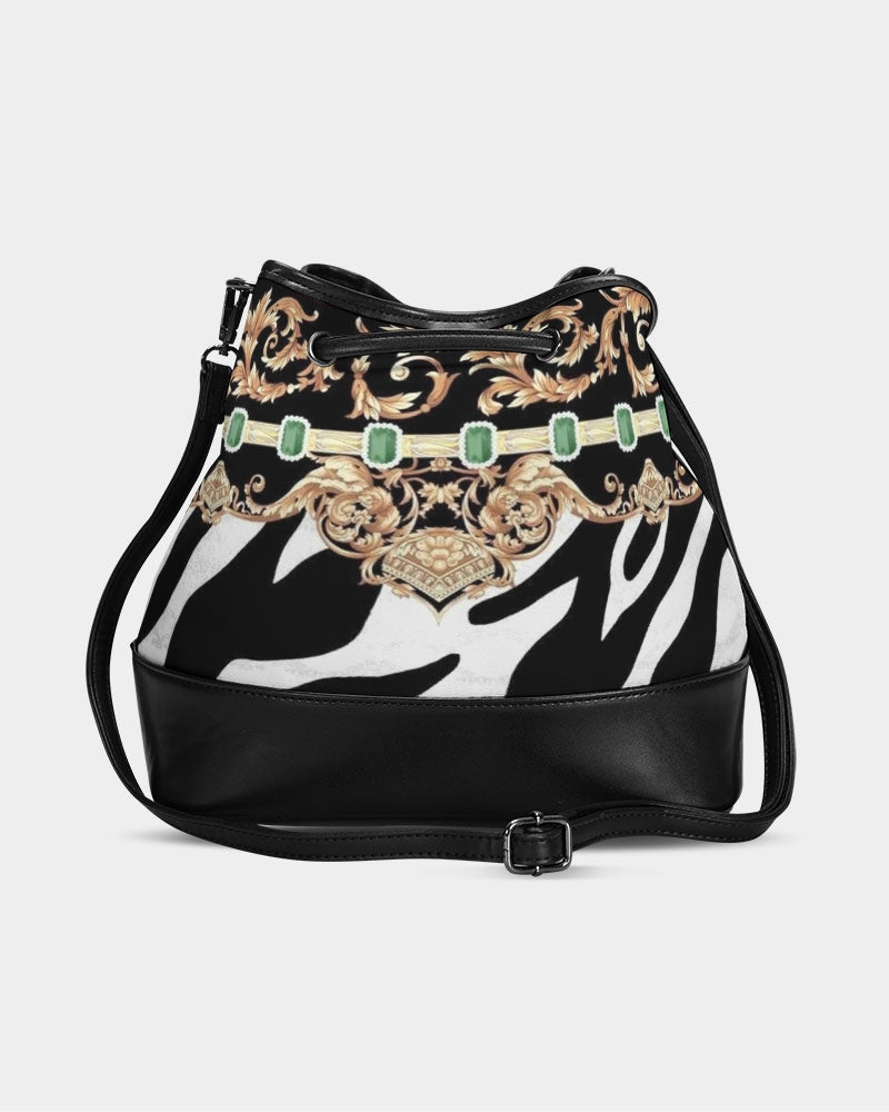 {{product.title}} – Trisarte Cannata {{ product_title }