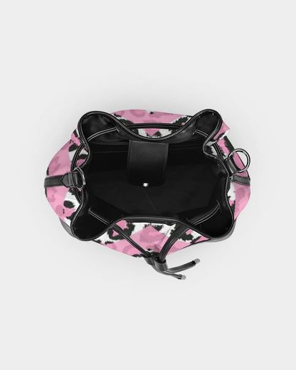 {{product.title}} – Trisarte Cannata {{ product_title }