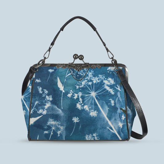 {{product.title}} – Trisarte Cannata {{ product_title }