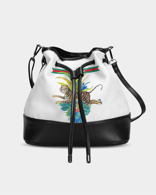 {{product.title}} – Trisarte Cannata {{ product_title }